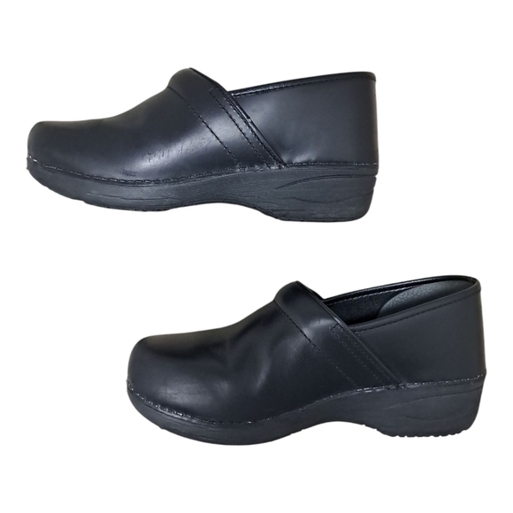 Dansko Black Professional Slip-On Clogs Size 40 Wide EU - Picture 10 of 16